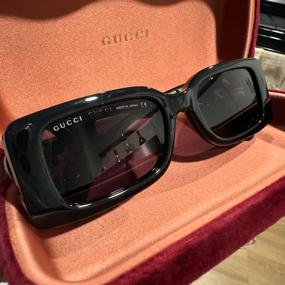 Gucci Rectangular-frame sunglasses - Picture 7 of 8